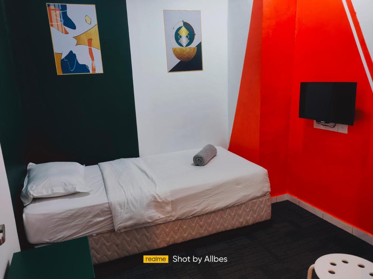 Allbes Parklands Hotel Klang Esterno foto