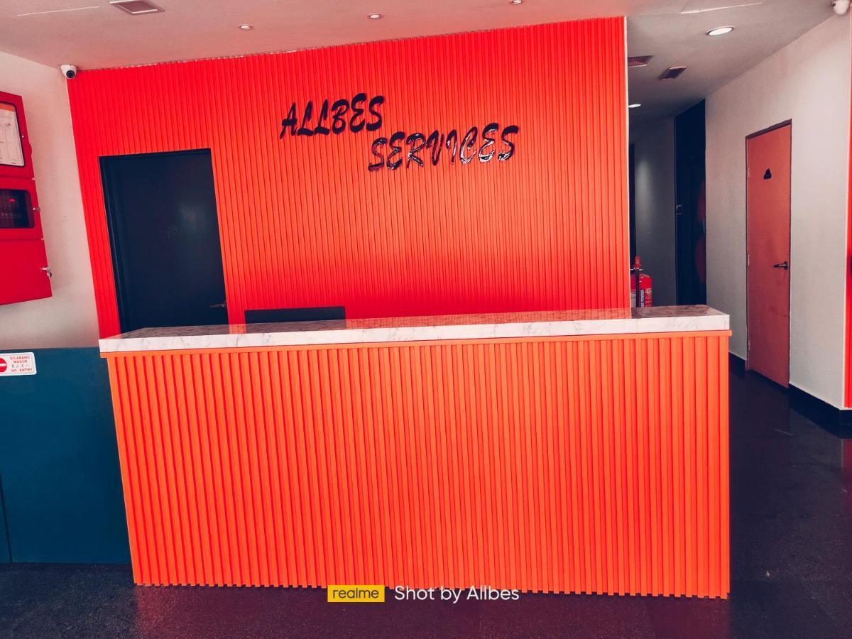 Allbes Parklands Hotel Klang Esterno foto