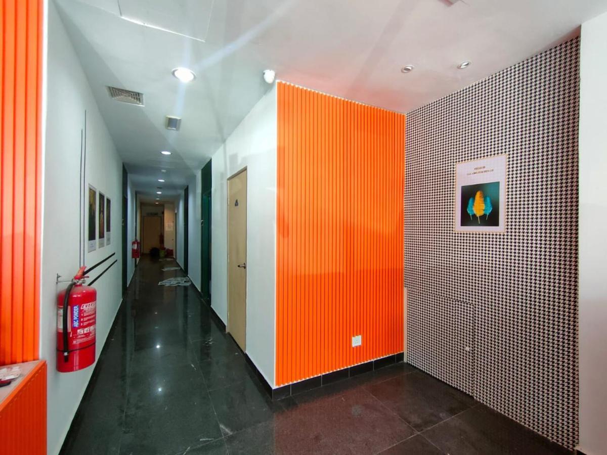 Allbes Parklands Hotel Klang Esterno foto