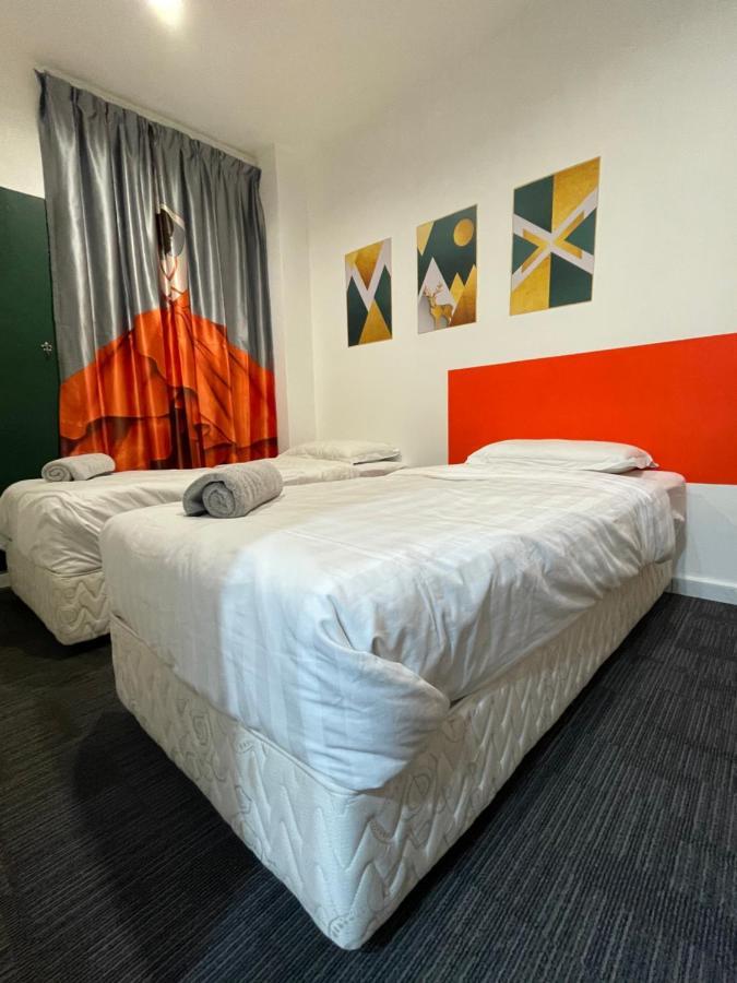 Allbes Parklands Hotel Klang Esterno foto