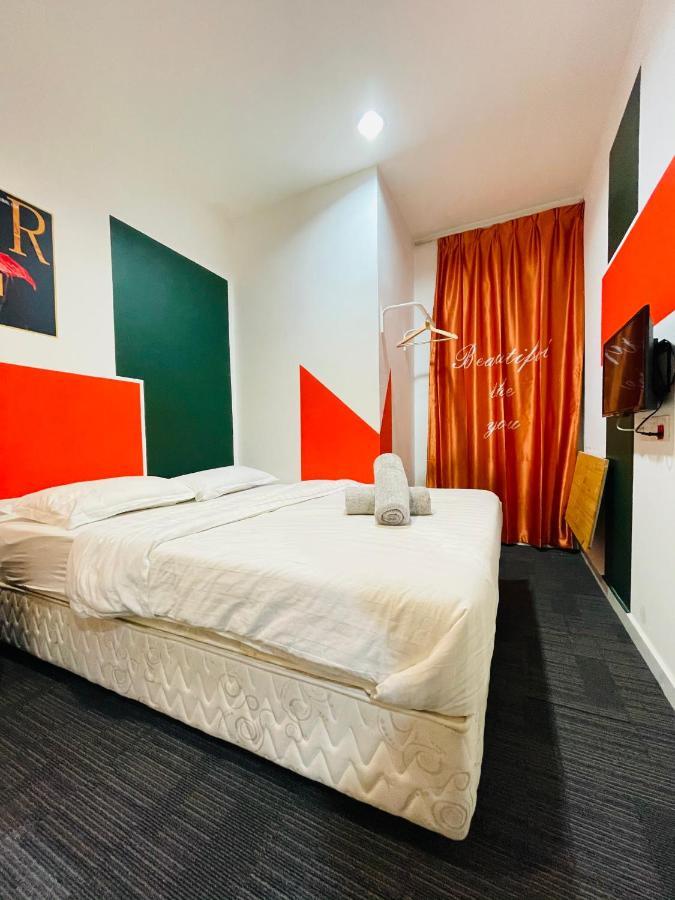 Allbes Parklands Hotel Klang Esterno foto