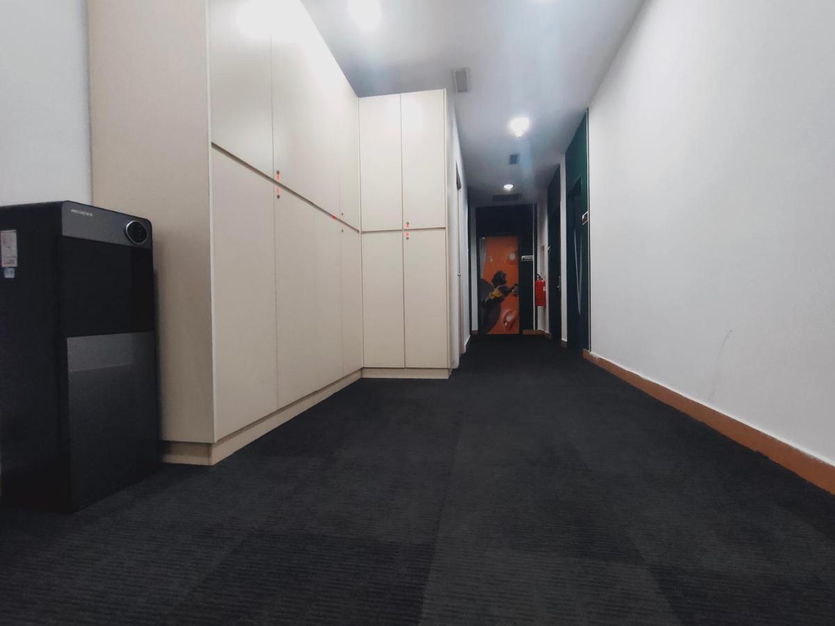 Allbes Parklands Hotel Klang Esterno foto