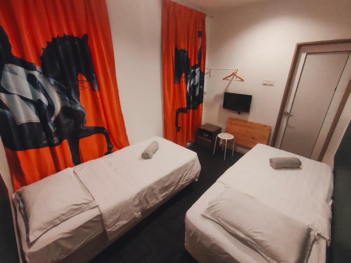Allbes Parklands Hotel Klang Esterno foto